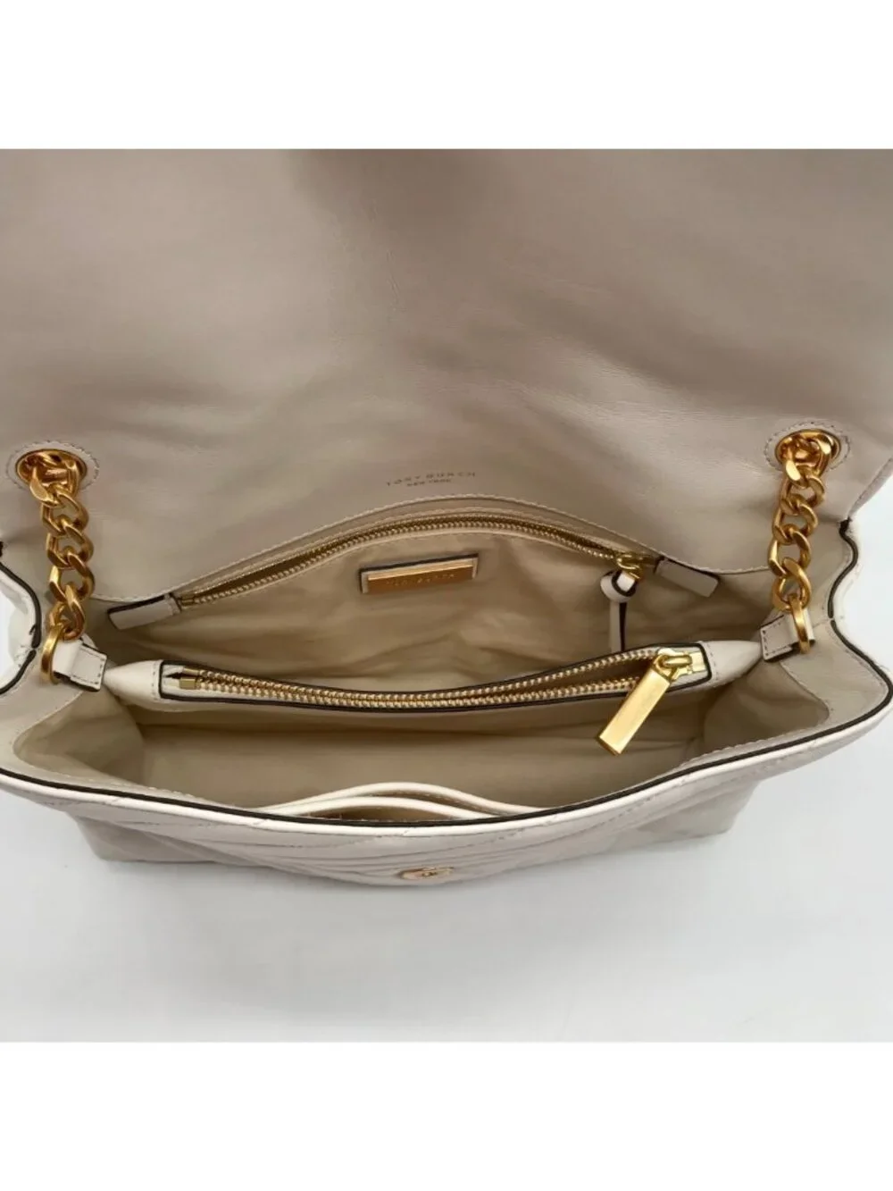 Tory Burch effortlessly chic